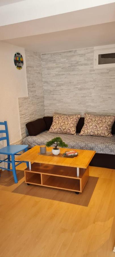 Apartman Lucija 푸나트 외부 사진