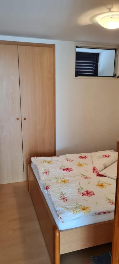 Apartman Lucija 푸나트 외부 사진