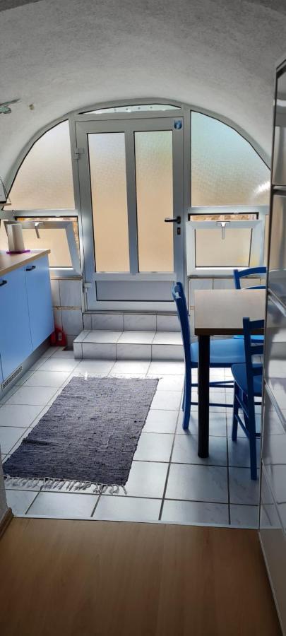 Apartman Lucija 푸나트 외부 사진