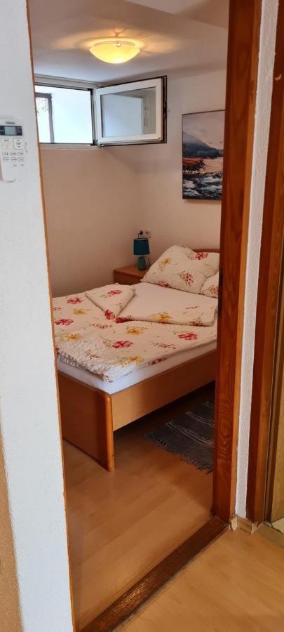 Apartman Lucija 푸나트 외부 사진